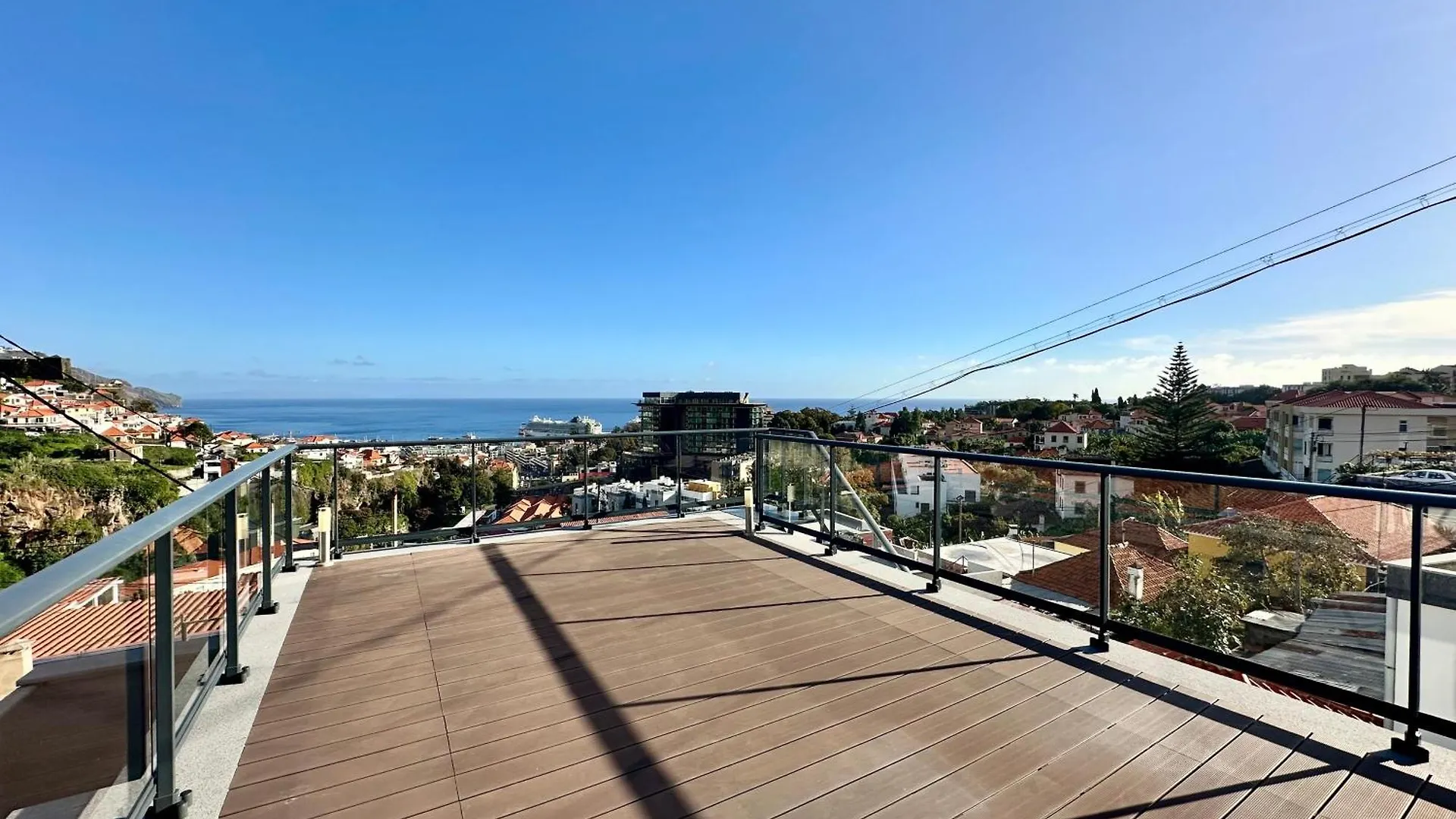 아파트 Private Rooftop Sunny Terrace In Funchal