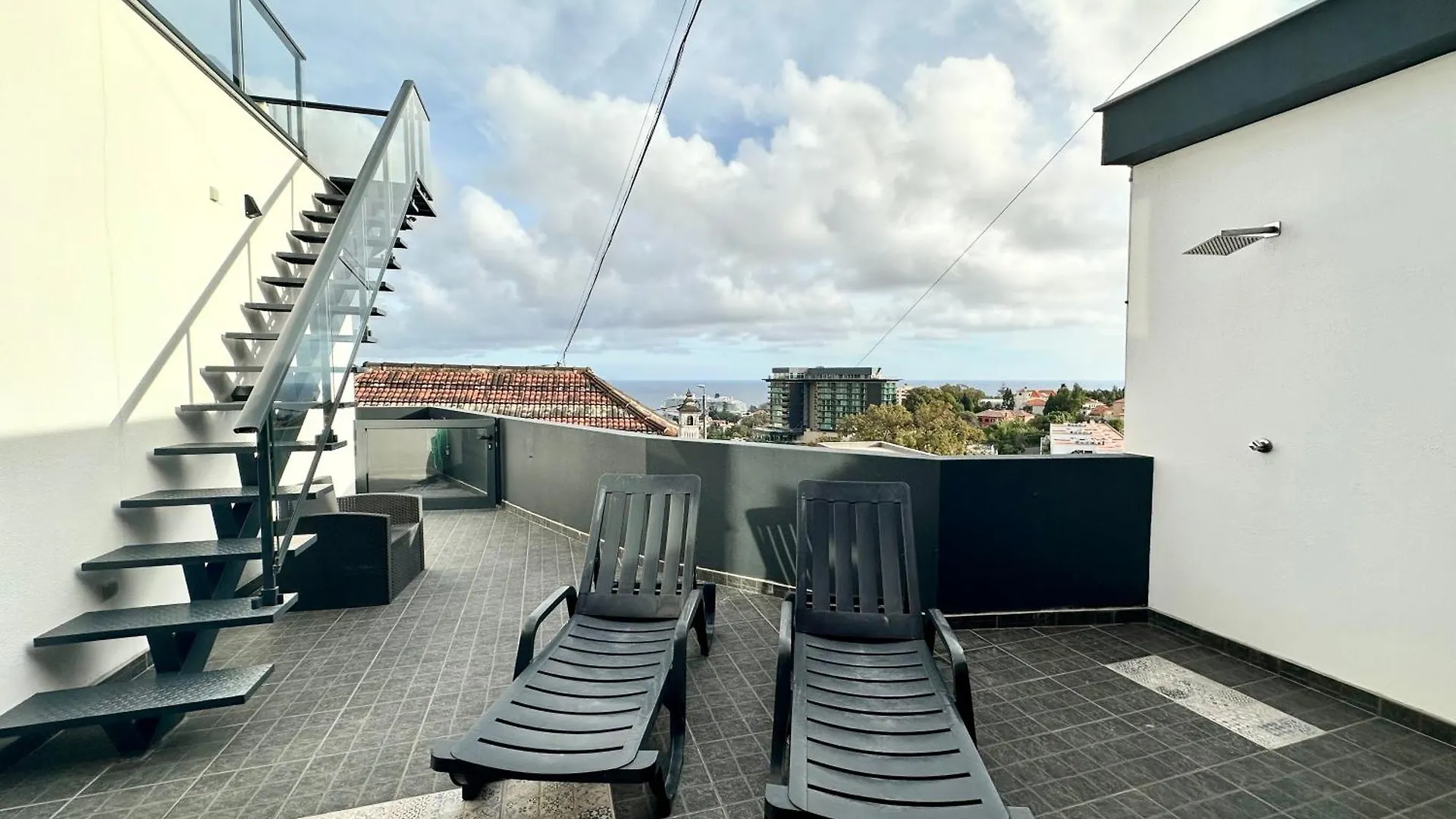 Apartamento Private Rooftop Sunny Terrace In Funchal Portugal